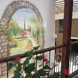 casa-francisco.hotelsquito.com/